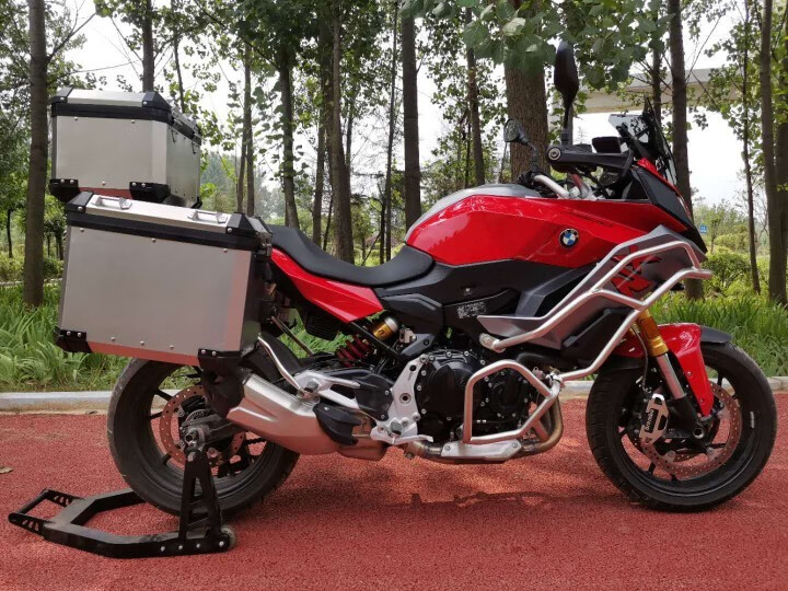 适用bmw宝马f900xr边箱三箱尾箱改装保险杠护杠铝合金 三箱 贴画内衬