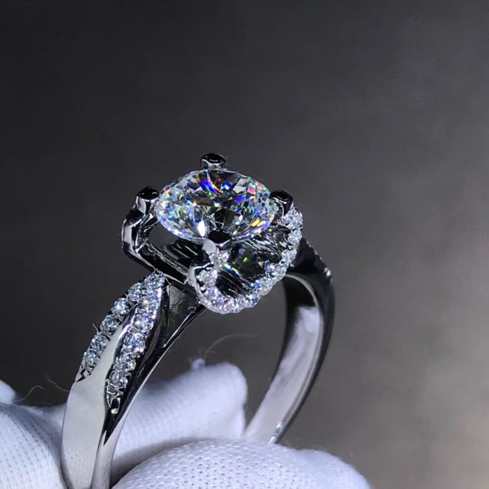 圣手伽罗莫桑石牛头戒指1/2克拉d色品质d色结婚钻戒女款四爪定制时尚