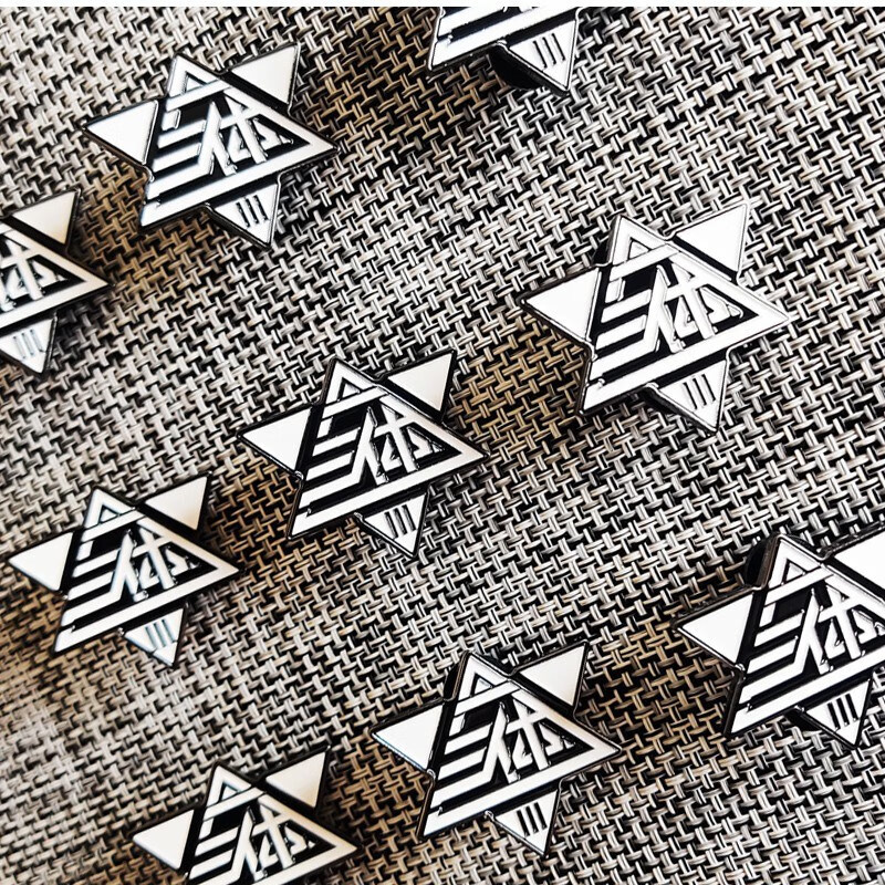 三体周边水滴模型摆件三体胸针科幻周边金属徽章eto组织挂饰背包服饰