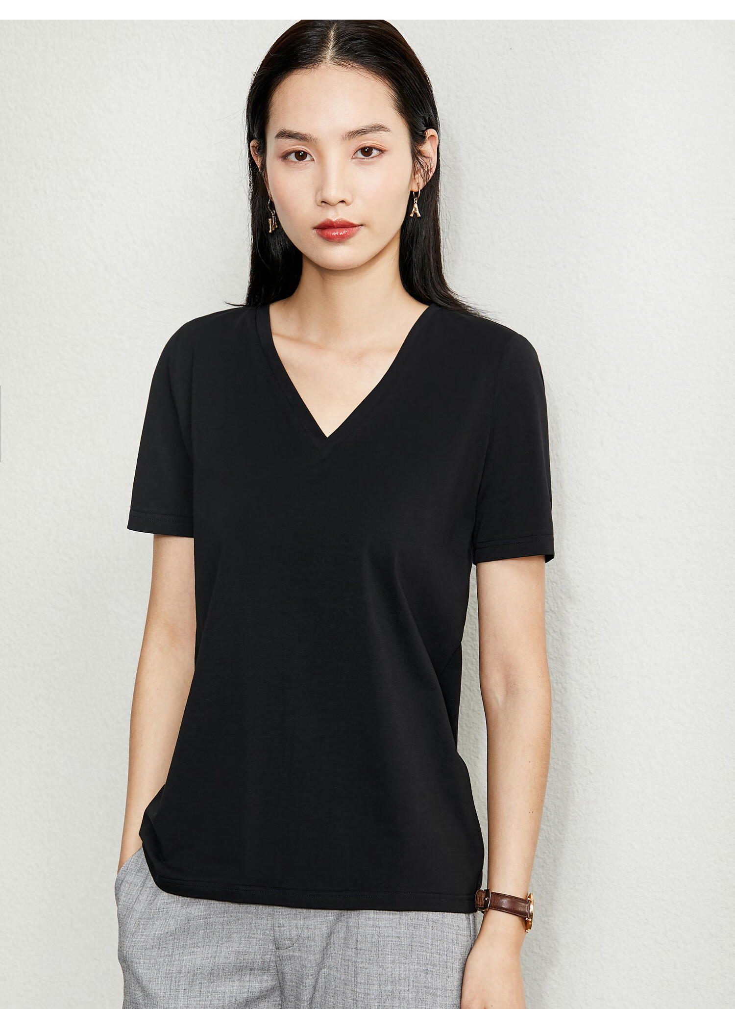 amii elin极简时尚小众t恤女2020夏季新款v领直筒显瘦十字分割短袖