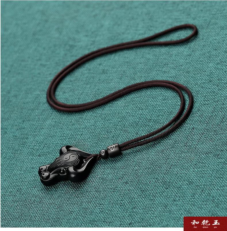 520礼物和乾玉新疆和田玉生肖牛吊坠男扭转乾坤玉牛玉坠女款项链玉石