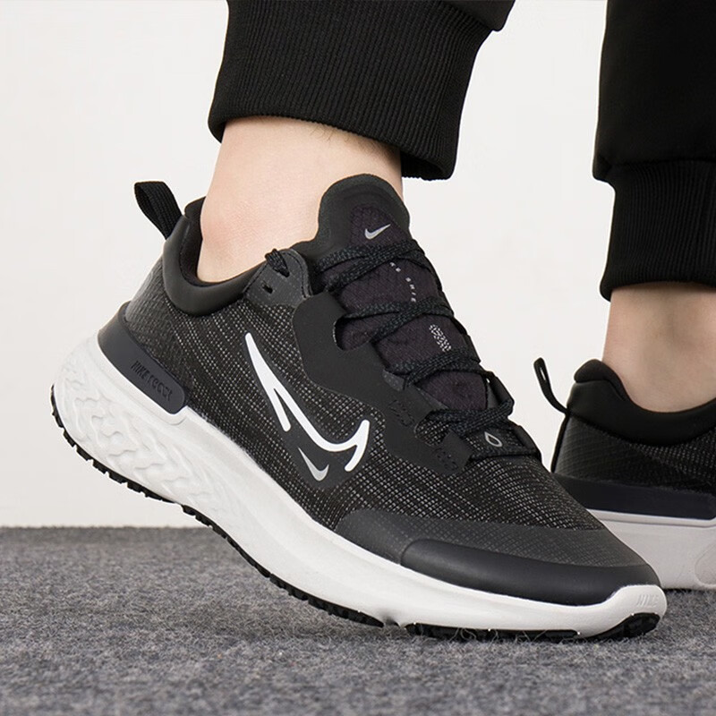 耐克(nike) 男鞋 新款缓震透气 react miler 2 shield 运动鞋跑步鞋