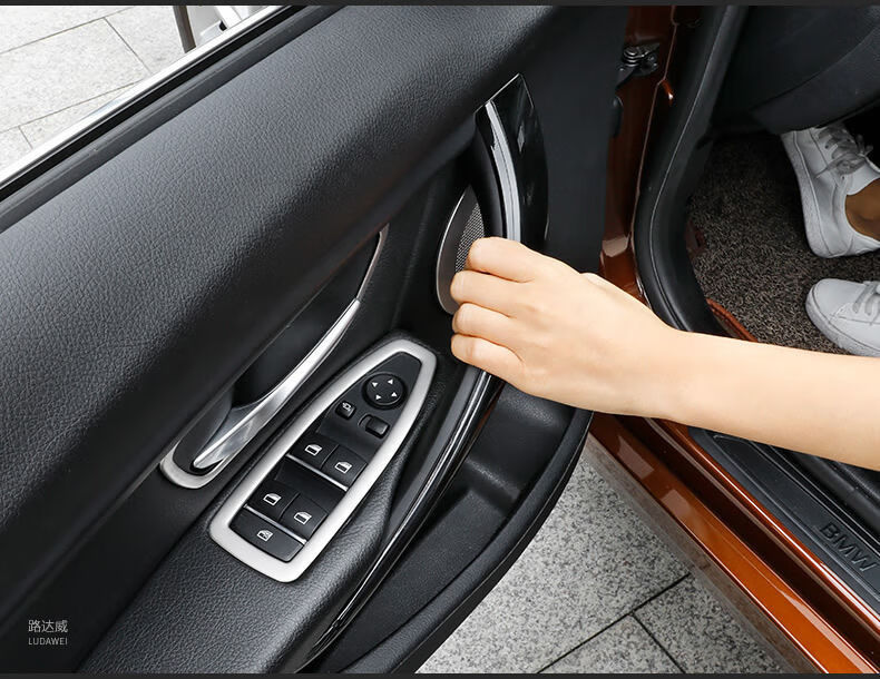 适用于1319款宝马3系车门内拉手320li门把手f35f30三系gt4系内侧门