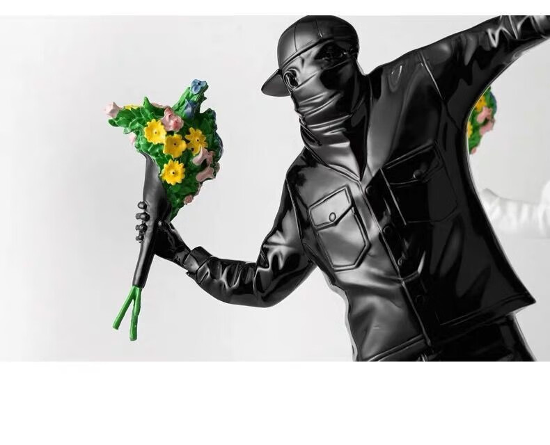 创意轻奢扔花男孩摆件客厅班克西桌面艺术人物雕塑摆设家居装饰品