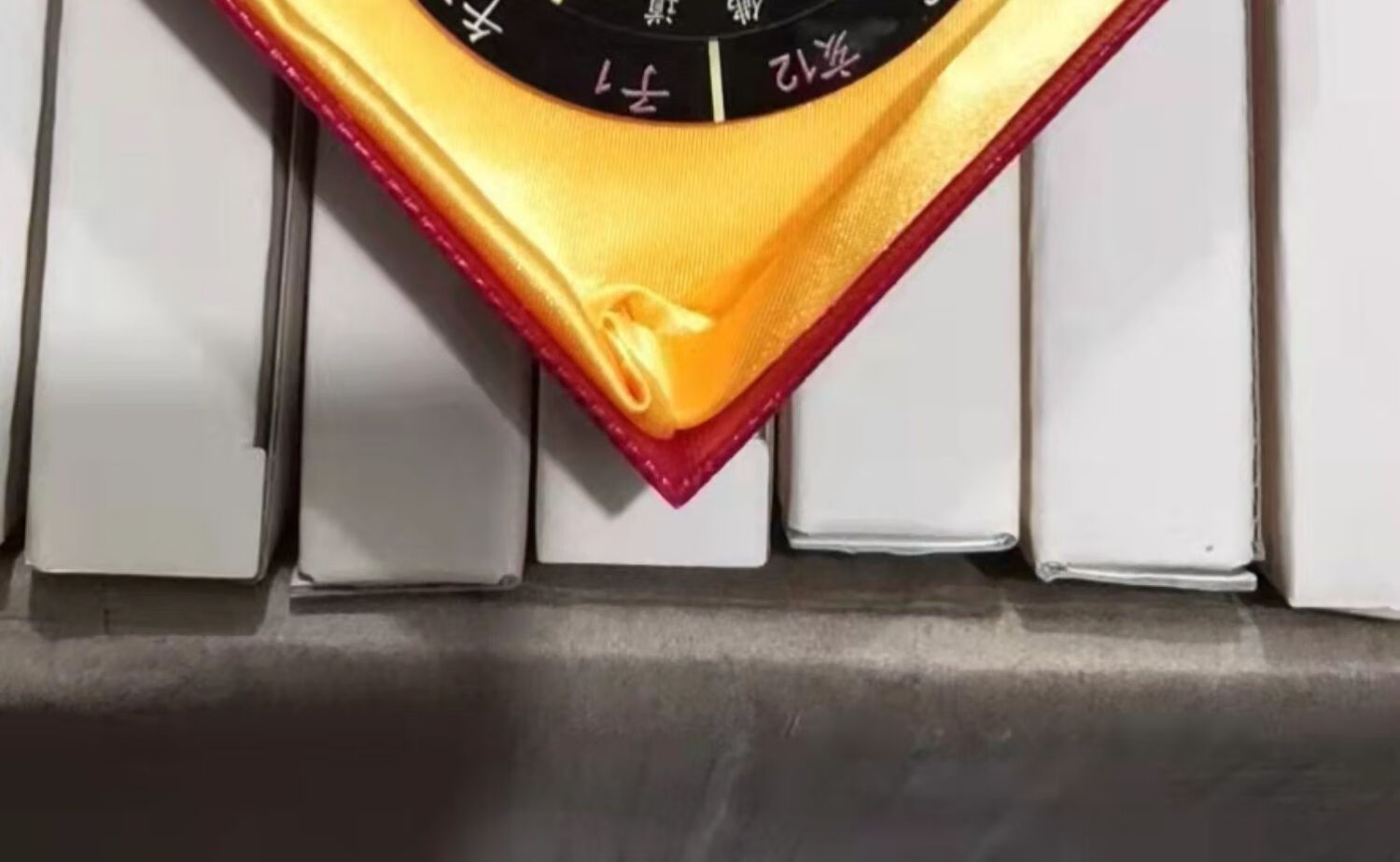 好物推荐专业风水罗盘高精度新款小六壬转盘手盘罗盘五层转动壬盘中式