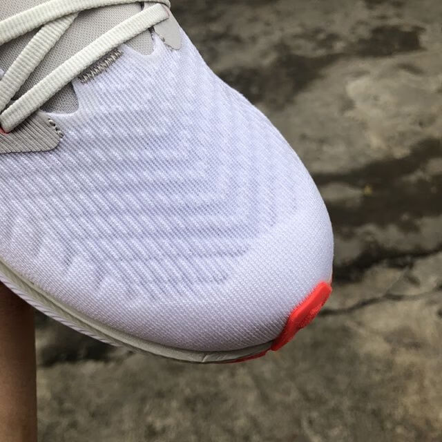 超级飞马情侣款透气舒适运动跑步鞋缓震泡棉中底脚感舒适原盒 飞马36