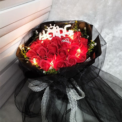 女神节520香皂玫瑰永生花成品送闺蜜好友生日节日礼物手捧花礼品love
