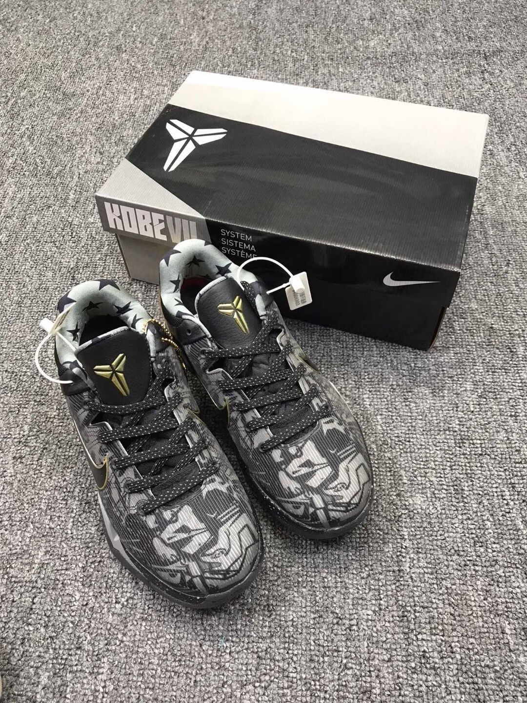 真碳底科比7代奥运版篮球鞋黑黄 红白龙黑月kobe6 复活节zk7 科比7