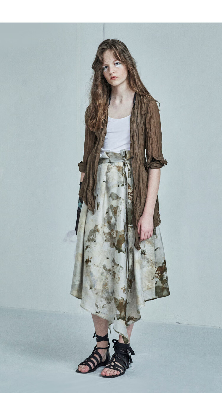 日着衬衫女原创设计女装夏季新款女士设计感小众上衣真丝薄衬衫女初白