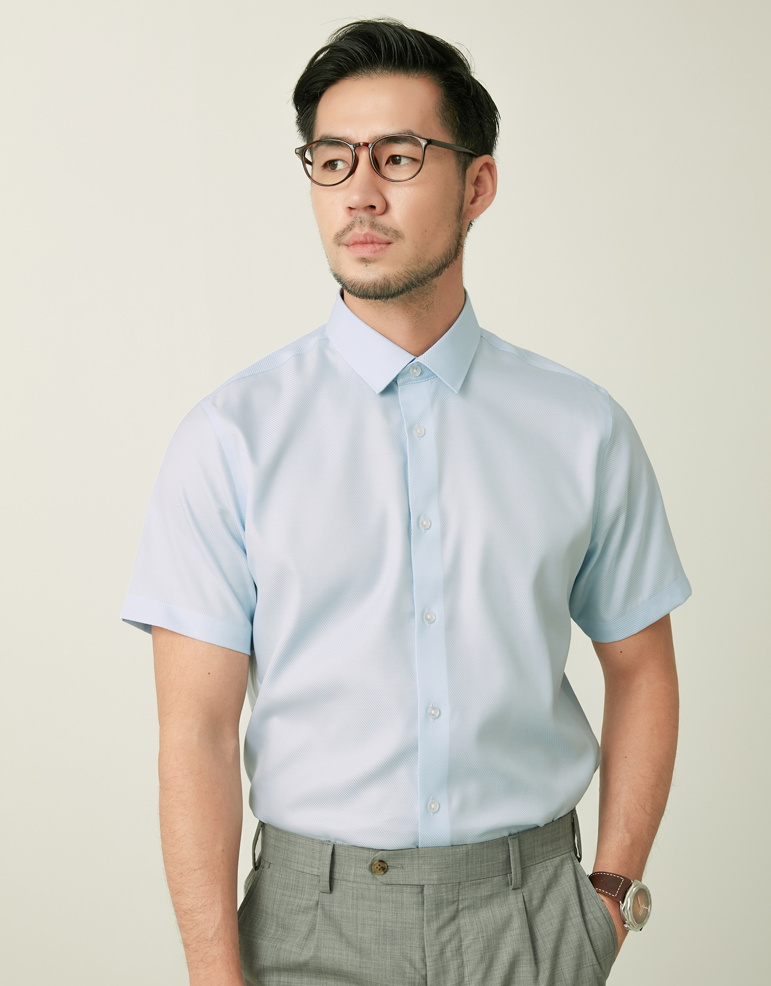 hany莱赛尔免烫易打理短袖白衬衫男修身抗皱商务休闲轻正装高端男士