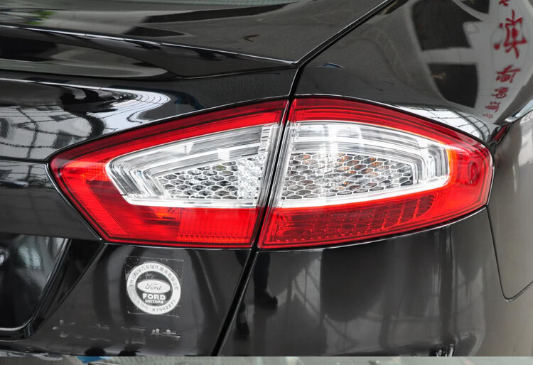 点缤 适用于福特蒙迪欧致胜后尾灯07-13款致胜专用倒车灯刹车灯尾灯罩