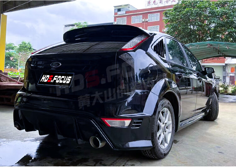 经典福克斯改装尾翼09-14改装rs大包围两厢前杠中网前铲侧裙尾翼排气