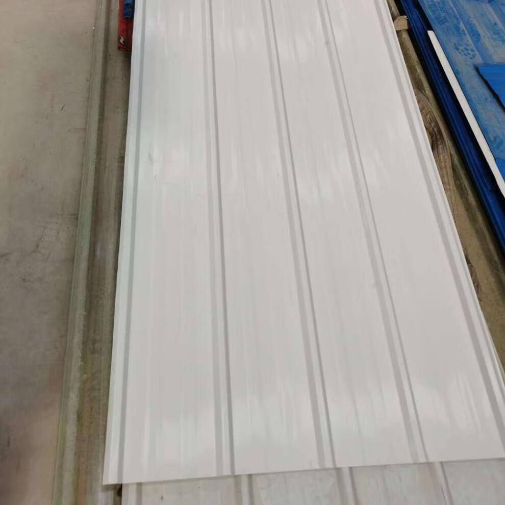 彩钢瓦900铁瓦彩钢瓦彩钢板蓝红白瓦楞工地围墙养殖房屋顶阳台车雨棚