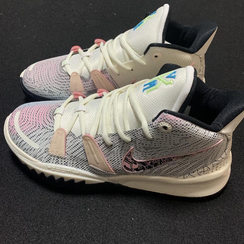 篮球鞋男女数学公式鸳鸯摩擦会响有声音透气垫学生运动鞋 欧文7柠檬黄