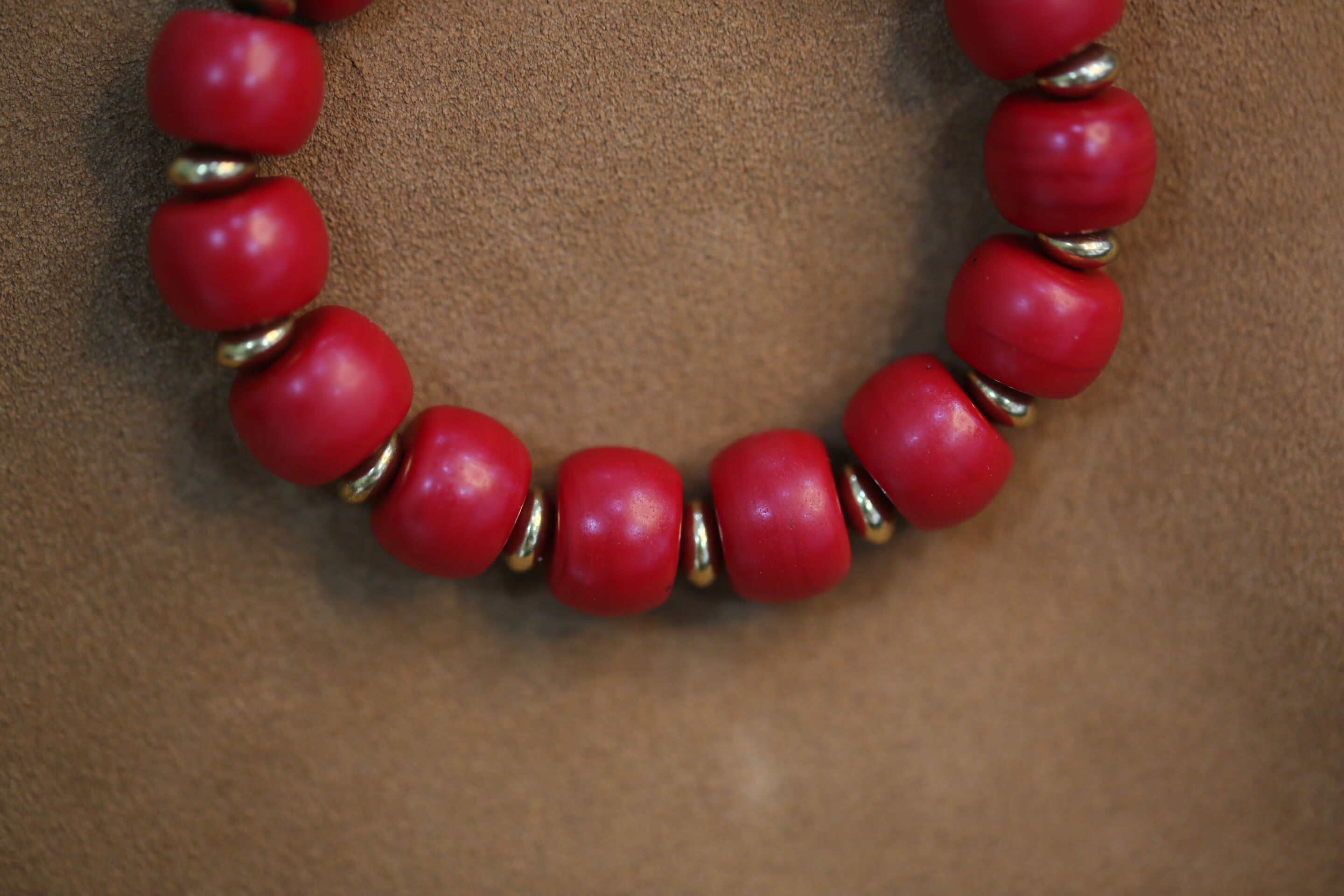 老雪巴手串,包浆油润西藏老琉璃雪巴手串,老雪吧,老包浆 图片色