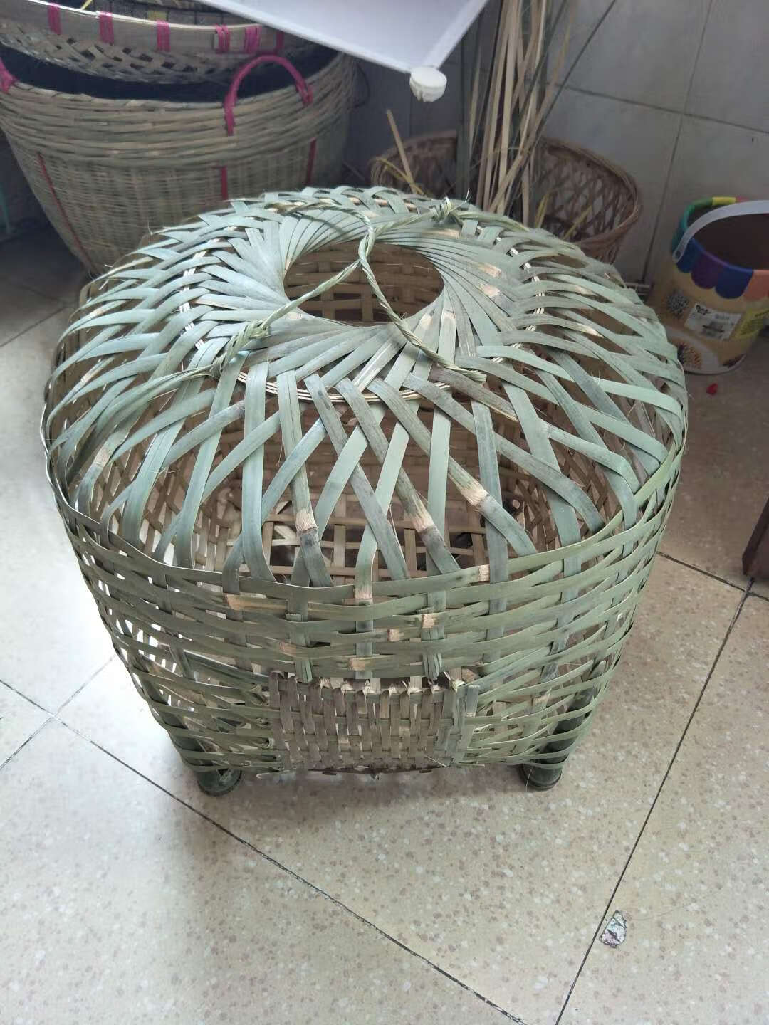 产地直销鸡笼养鸡鹅鸭喜庆鸡笼纯手工竹编鸡笼动物笼竹制品 大号直径