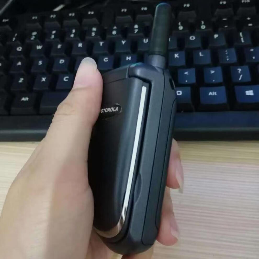 摩托罗拉v998手机 翻盖老款 备用机 用移动 信号好 银色(主机 2电池
