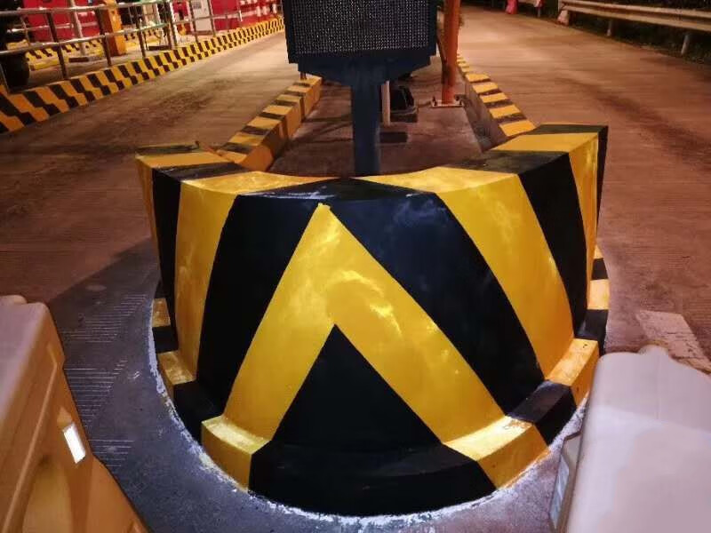 反光漆交通警示漆夜间防水喷漆发光安全岛夜光超亮反光油漆5公斤黄色