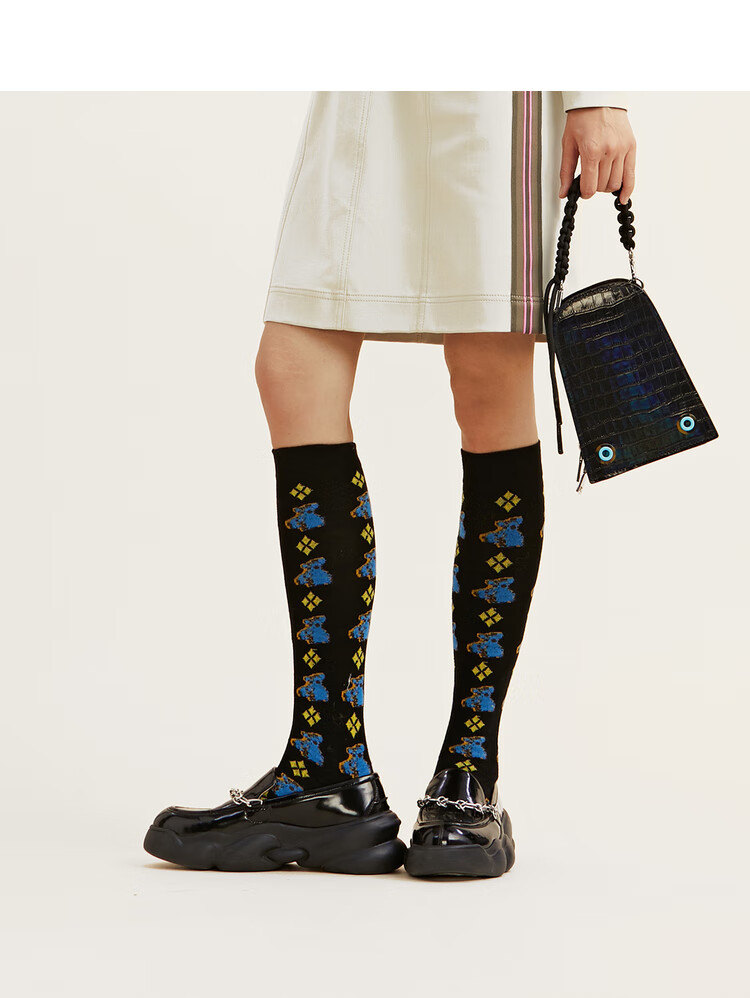 miidii谜底2021冬新款复古可爱小熊图案棉质半膝袜女214mq2923黑色花