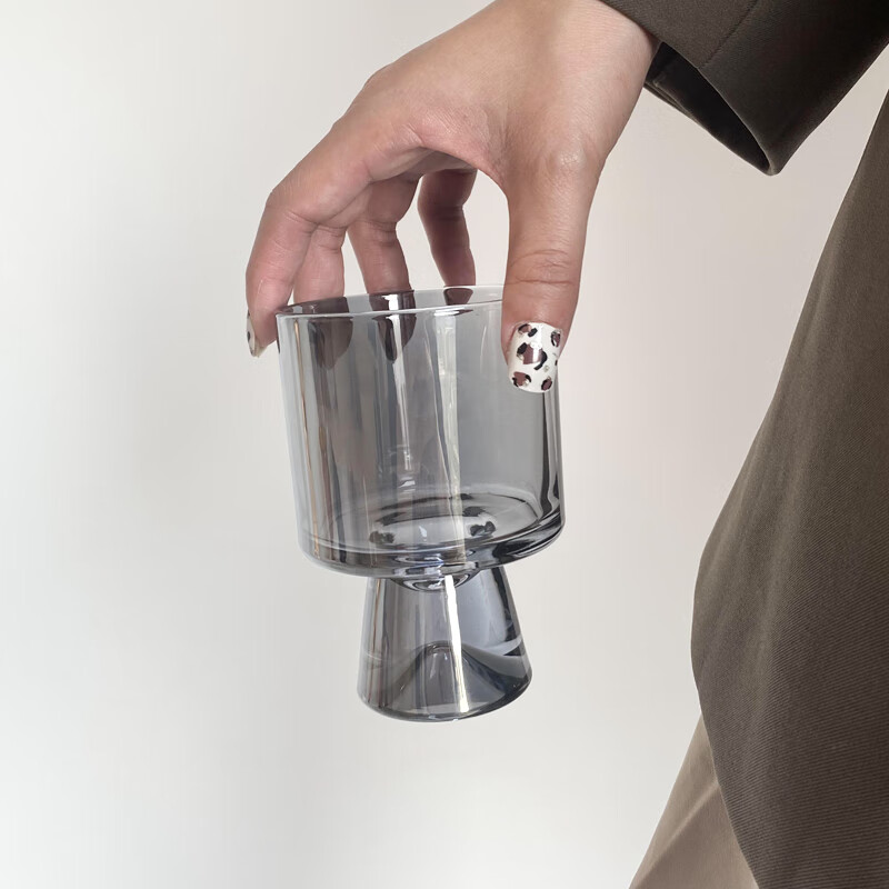高脚杯子感 设计师款小众高脚玻璃杯 感甜品杯ins风咖啡杯酒杯喝水