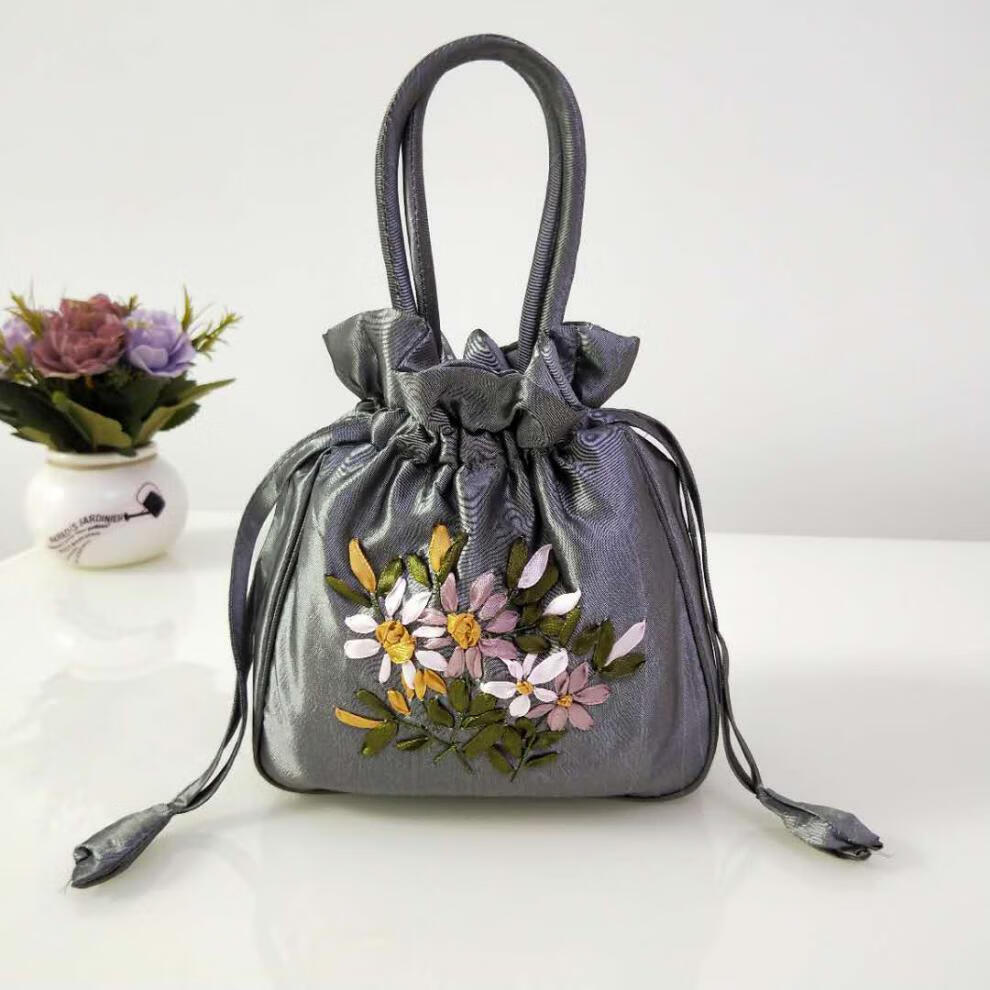 老人钱包女妈妈手包手工绣花手提包逛街小包民族风结婚手拿包中老年