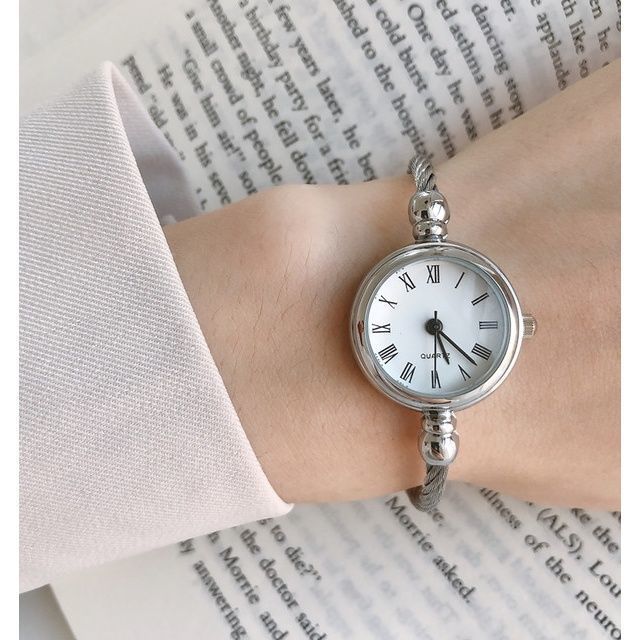 gioio小众设计vintage复古ins韩版简约气质森系细带渐变手镯式手表女