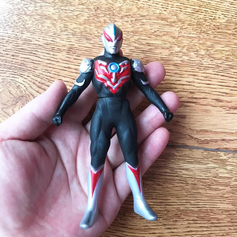 三重形态欧布奥特曼三重形态动人偶原生重光疾风爆炎闪电暗耀头镖