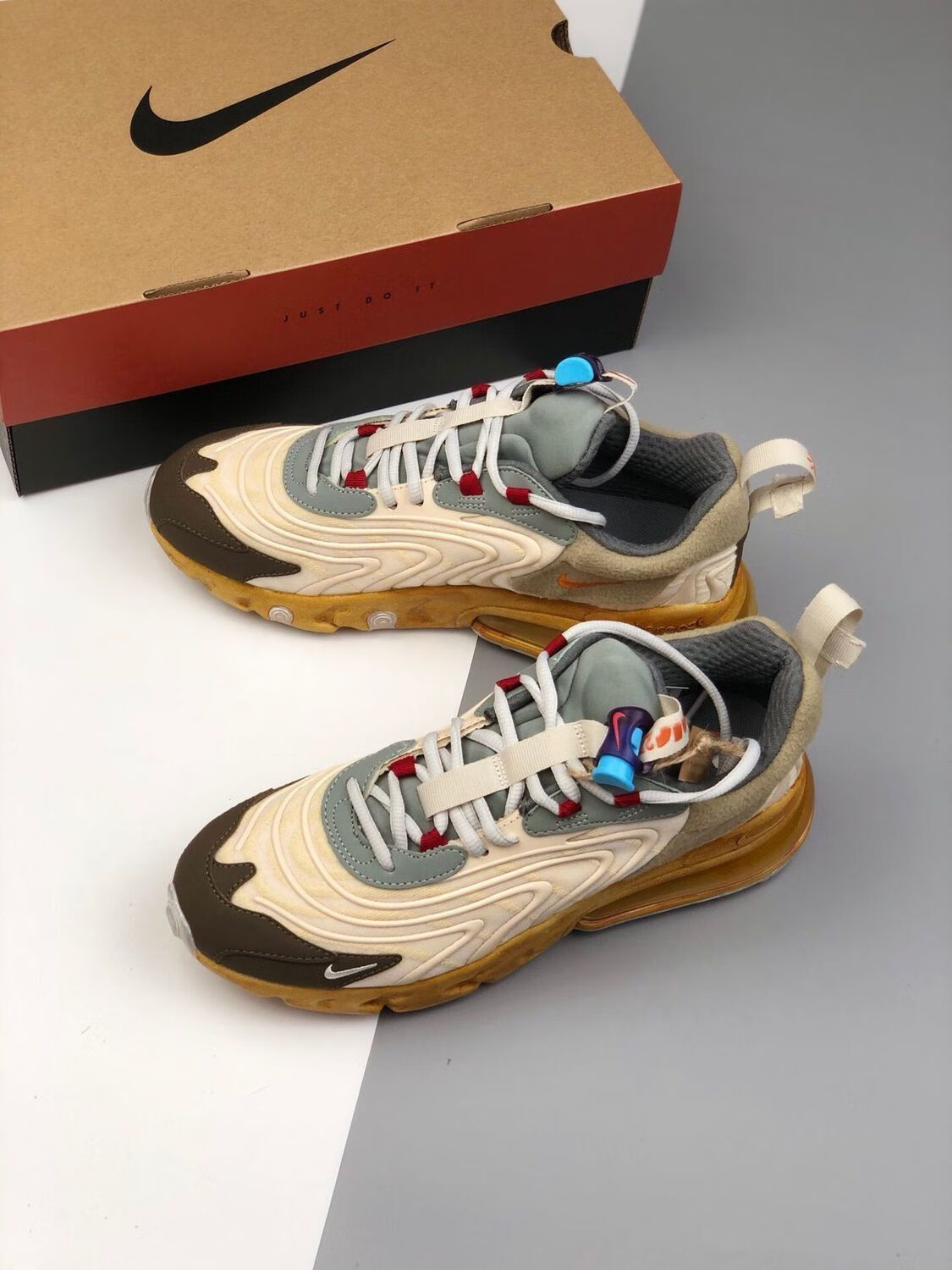 air max 270 travis scott仙人掌ts鬼脸联名男女情侣气垫跑步鞋 270