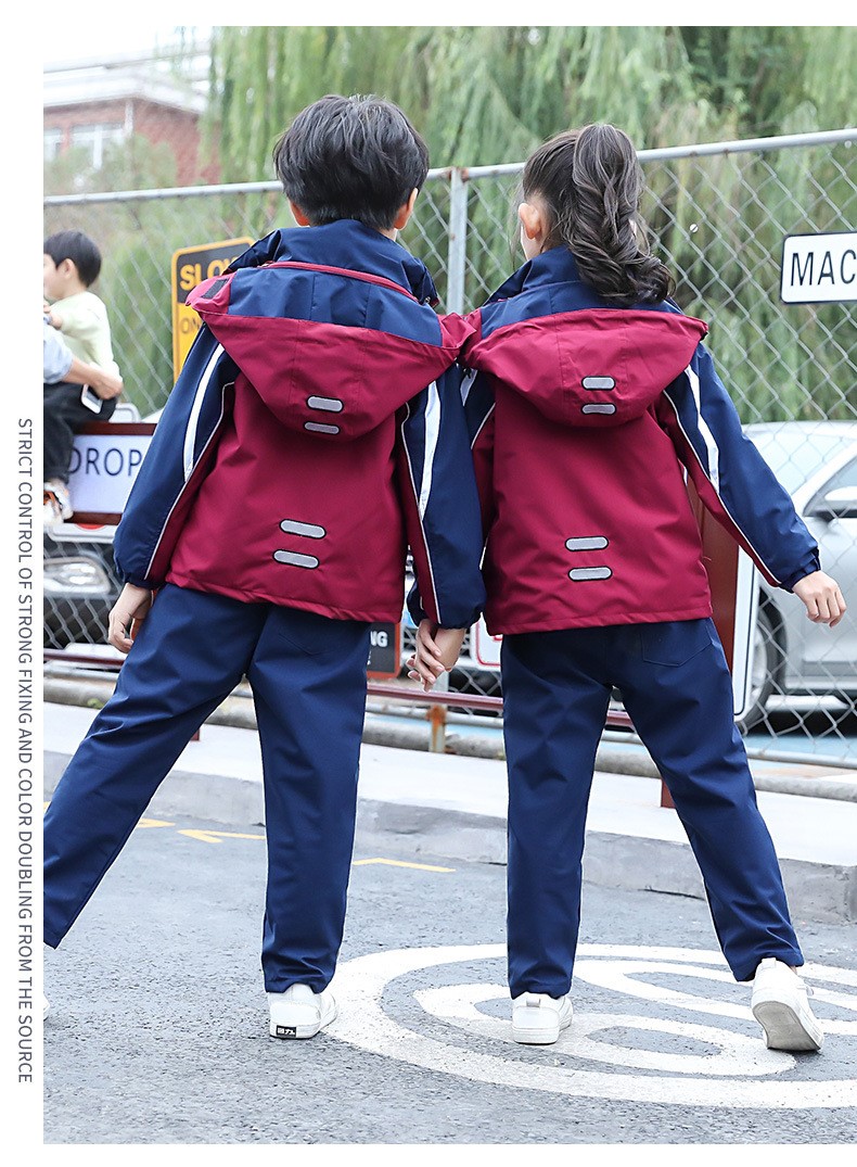 专柜品质轻奢新款中小学生冬装冲锋衣校服三件套幼儿园园服儿童运动服