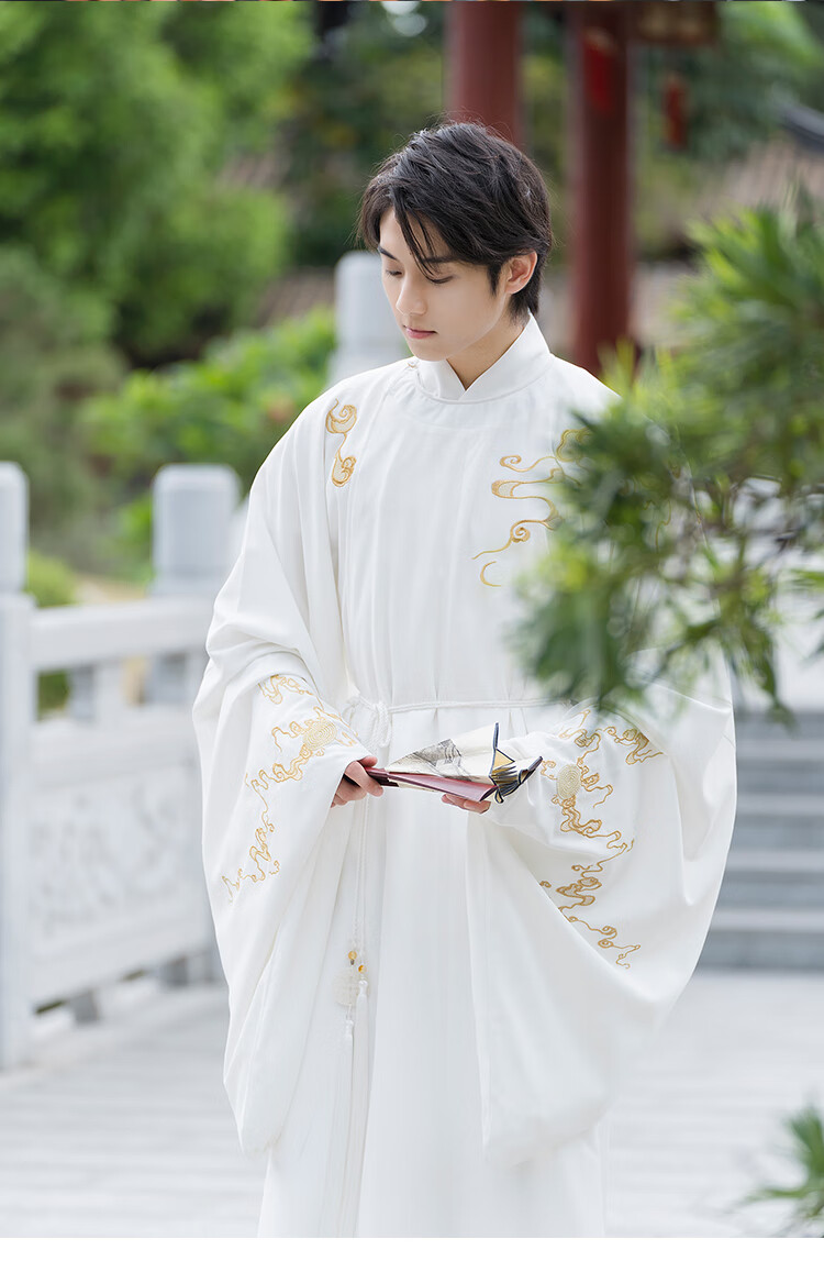 唐制汉服圆领长袍男学生宋制中国风重工刺绣白色仙气