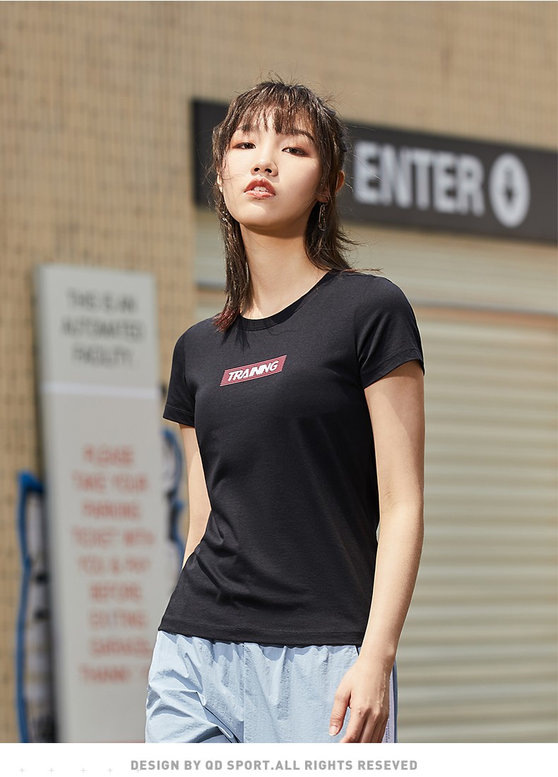 乔丹短袖t恤女2021春夏季舒适透气圆领运动半袖polo衫跑步健身服速干