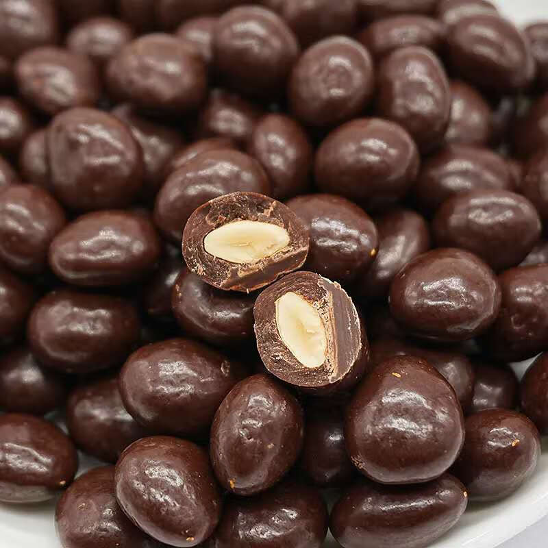 原装进口越南巧克力休闲零食250克袋1盒越南杏仁夹心巧克力豆250克