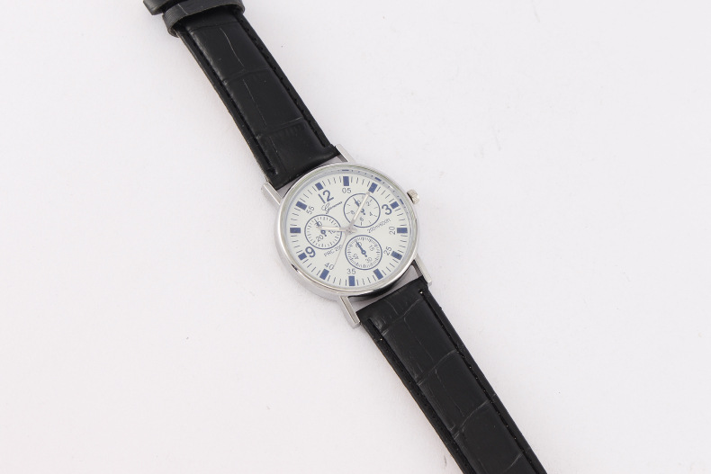 mreurio品牌新款现货时尚三眼蓝光镜面男士手表男表石英皮带男款黑盘