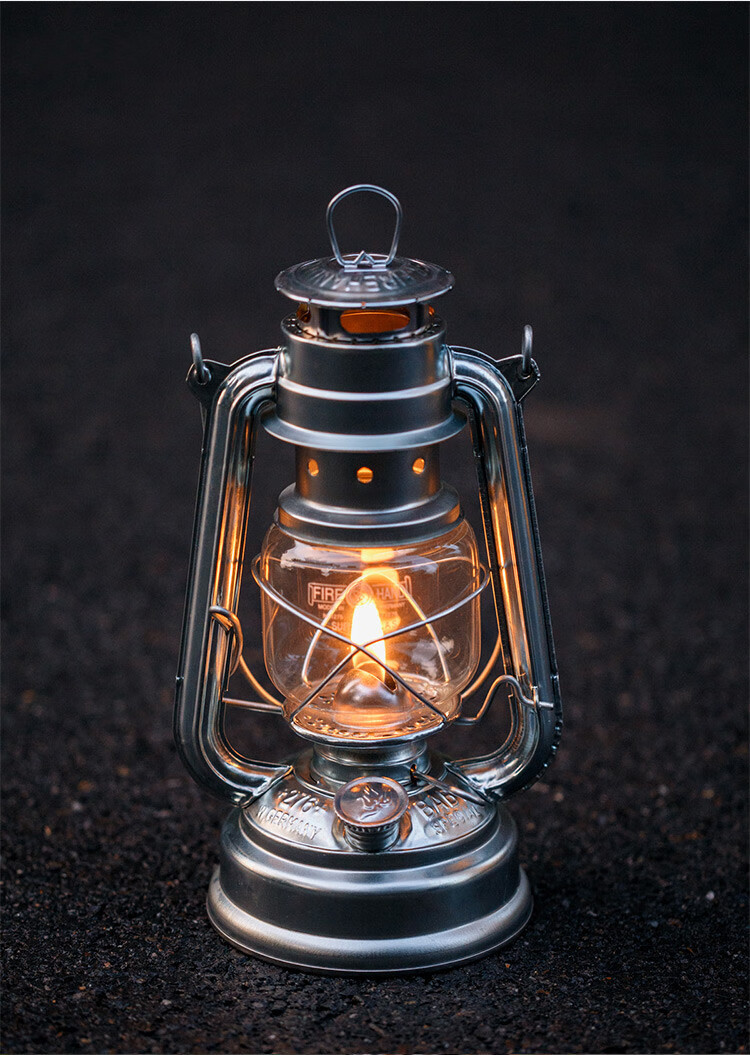 小马灯煤油灯老式手提中欧版复古露营灯野营灯帐篷灯营地银白色德国版