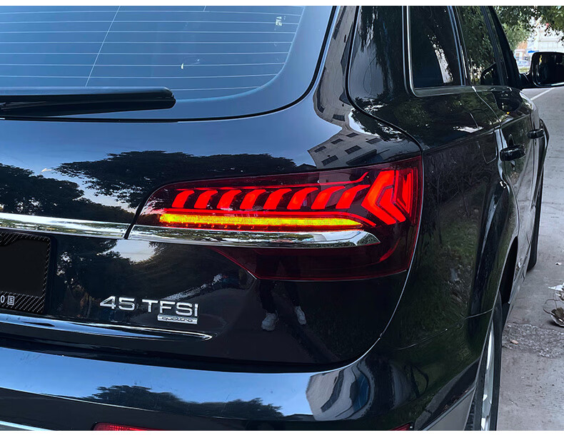 适用于0615年款奥迪q7尾灯总成改装新款流光转向跑马扫描奥迪q7尾灯老