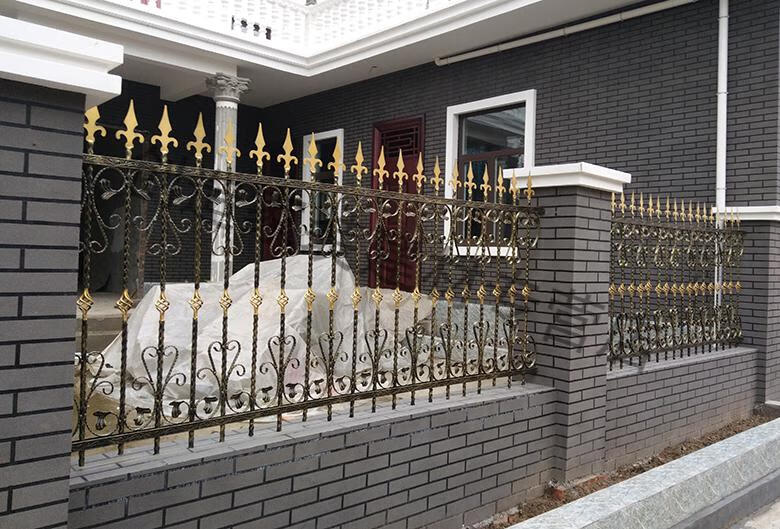 配件装饰铁花栏杆装饰花c型扁铁弯花护栏围栏装饰 (单个价)高32宽13cm