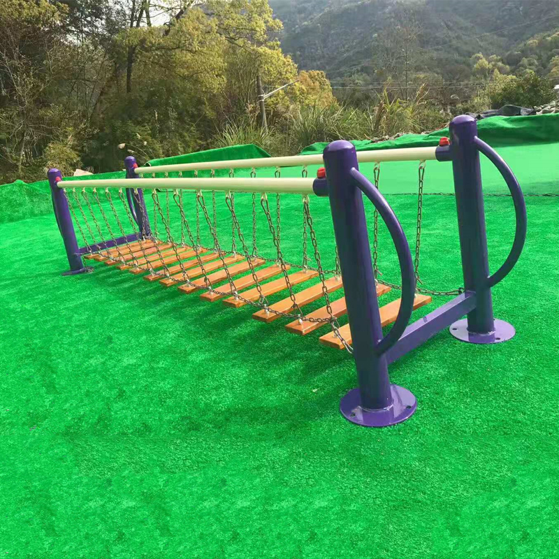 户外幼儿园荡桥晃动铁链荡桥爬网秋千玩具儿童健身感统训练器材 黄色