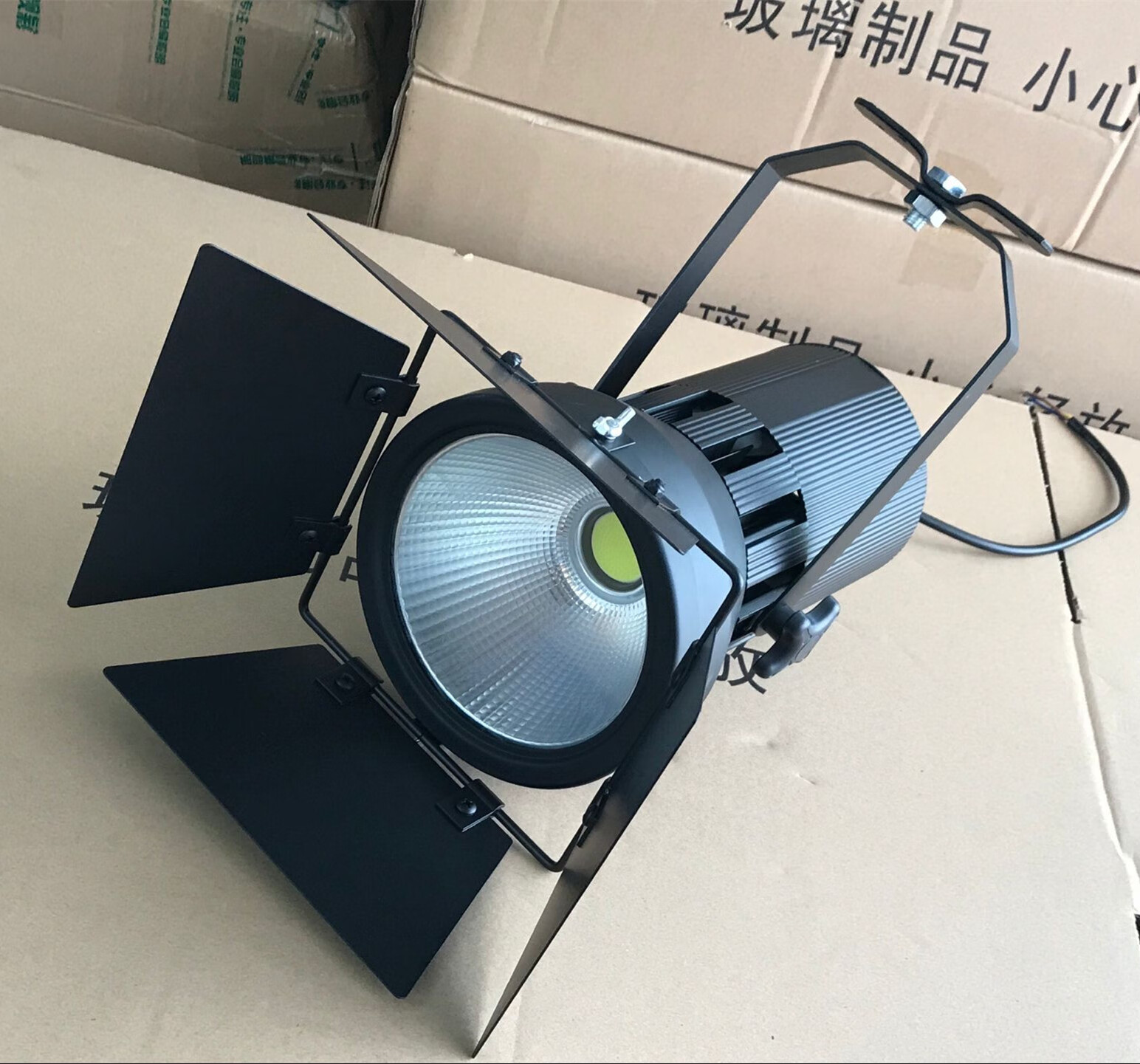 led展览射灯70w/100w展示射灯 四叶车展灯 大炮灯 车展舞台聚光灯 150
