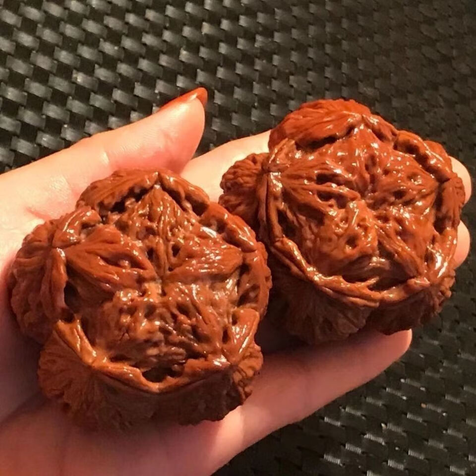 特大文玩核桃拼接异形莲花五棱工艺品包浆官帽五星手把件盘玩多棱