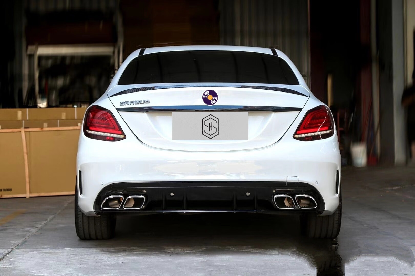 适用于w205奔驰c级c260l升级改装c63 amg c65 gtr大包围前杠后杠