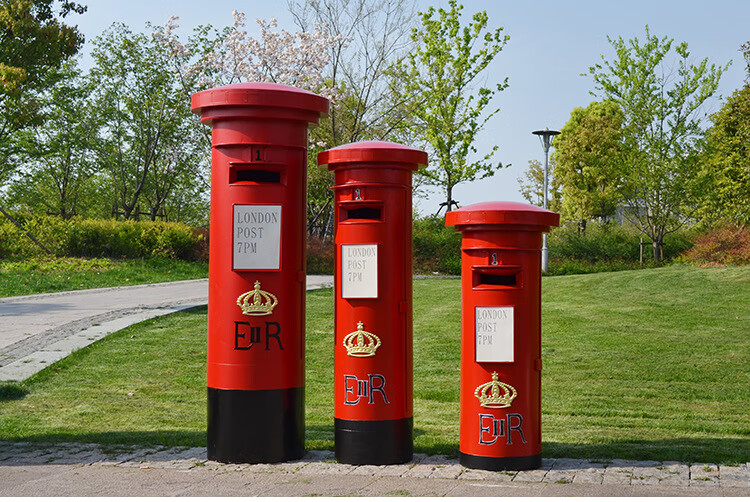 复古铁艺英伦落地邮筒模型邮政信箱摄影道具酒吧商场装饰品大摆件 高