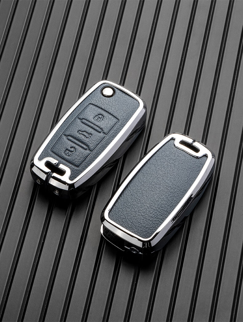 适用于途岳钥匙套专用2021款大众途岳汽车用品大全金属皮车钥匙壳包扣