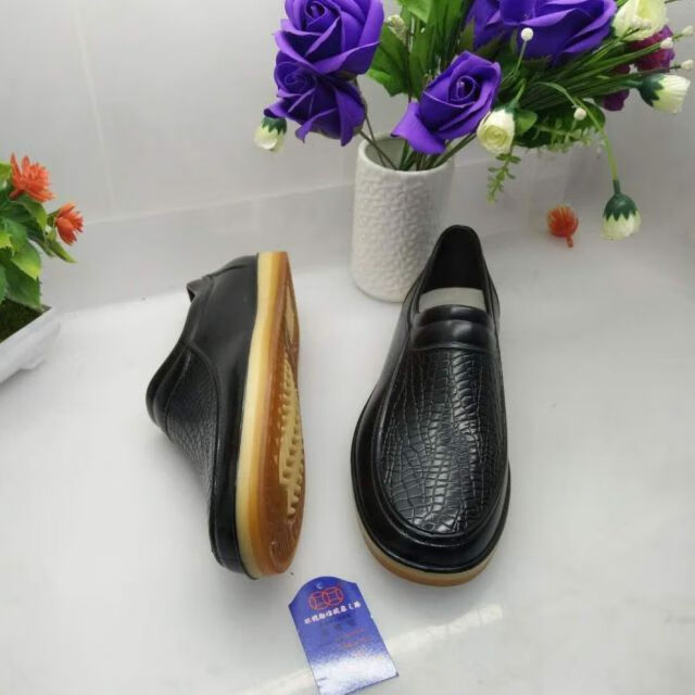 上海双钱胶鞋男雨鞋男低帮水靴秋季防滑防水鞋男短筒雨靴套鞋 黑色 39