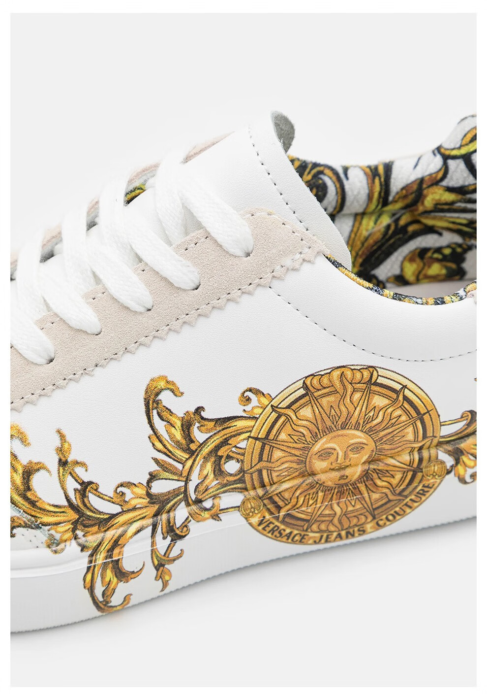 versacejeanscouture范思哲2022新款女士皮革印花图案休闲运动鞋女