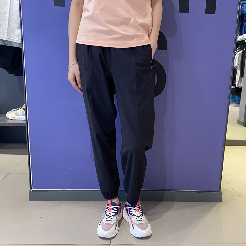 鸿星尔克女裤运动裤2022夏季浅色轻薄透气速干九分裤正黑002m