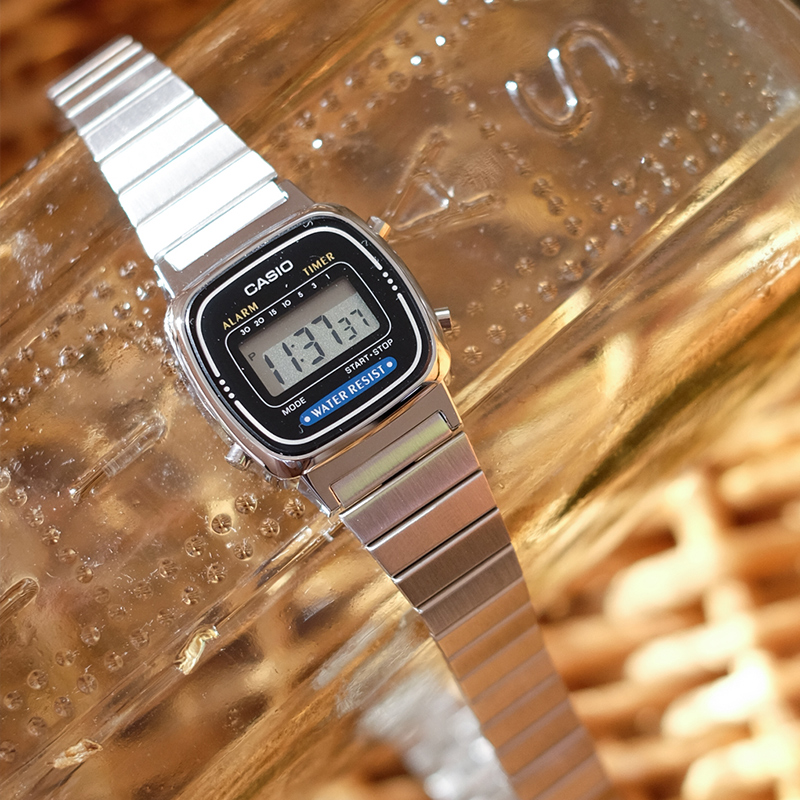 casio卡西欧 海外代购casio复古手表男女中性钢带学生网红小方块表aq
