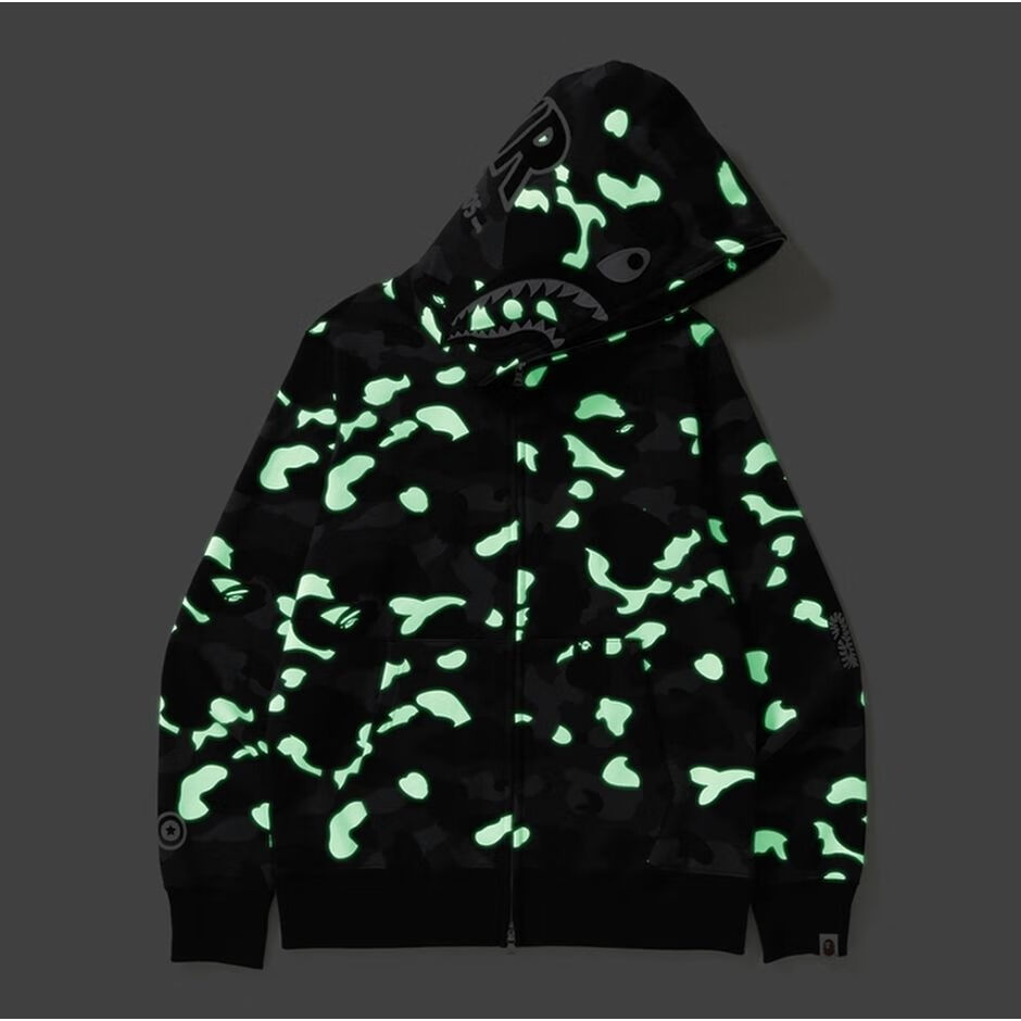 aape【品牌特价】bape夜光迷彩鲨鱼头卫衣外套男女情侣同款黑白刺绣连