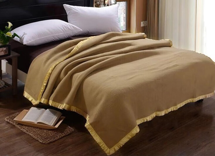 卓尔曼 老式纯羊毛毯秋冬盖毯子卧室单双人保暖柔软防潮铺盖垫 驼色