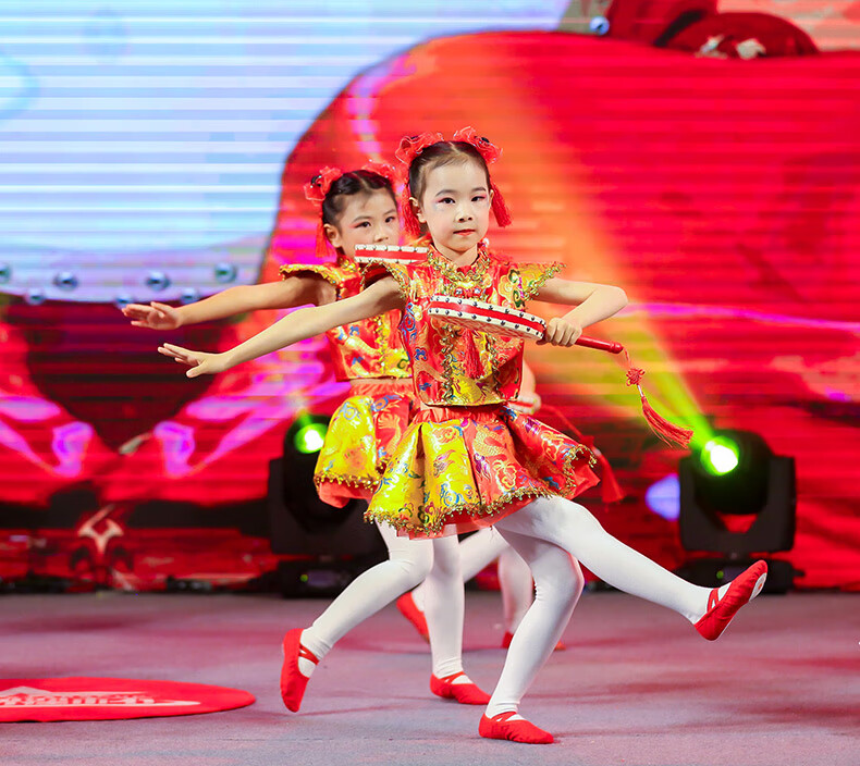 中国红说唱喜庆风梦娃秧歌服幼儿女太平鼓民族舞蹈演出服 红色男孩