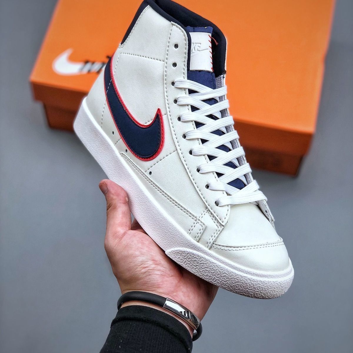 sb blazer mid77开拓者帮复古男女运动休闲百搭板鞋 高帮深灰 40